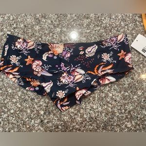 NWT Fused Hawaii Kona Bottoms size L Every Shell Has A Story
